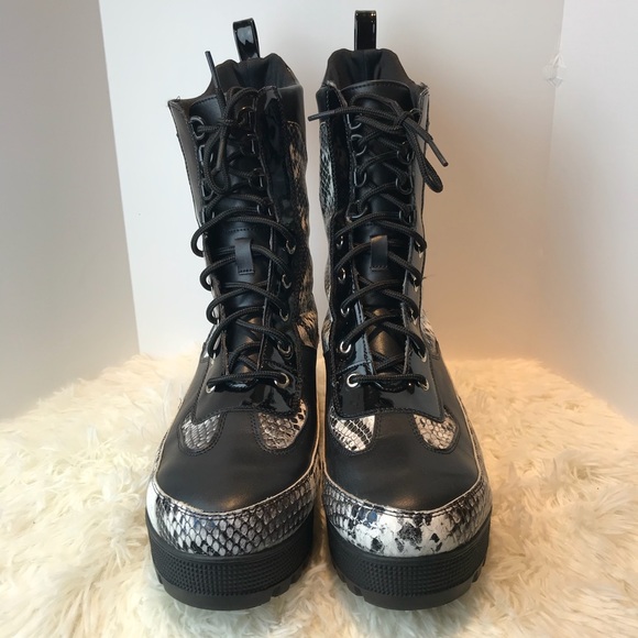 FASHION NOVA Shoes - FASHION NOVA PLATFORM SNAKEPRINT LACE BOOT SIZE 11